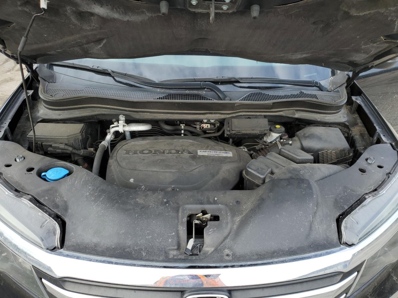 2018 Honda Pilot - Image 12
