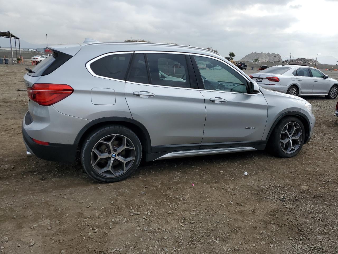 2016 BMW X1 - Image 3