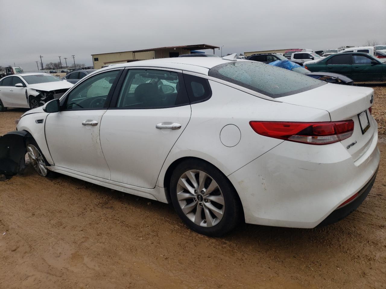 2017 Kia Optima - Image 2