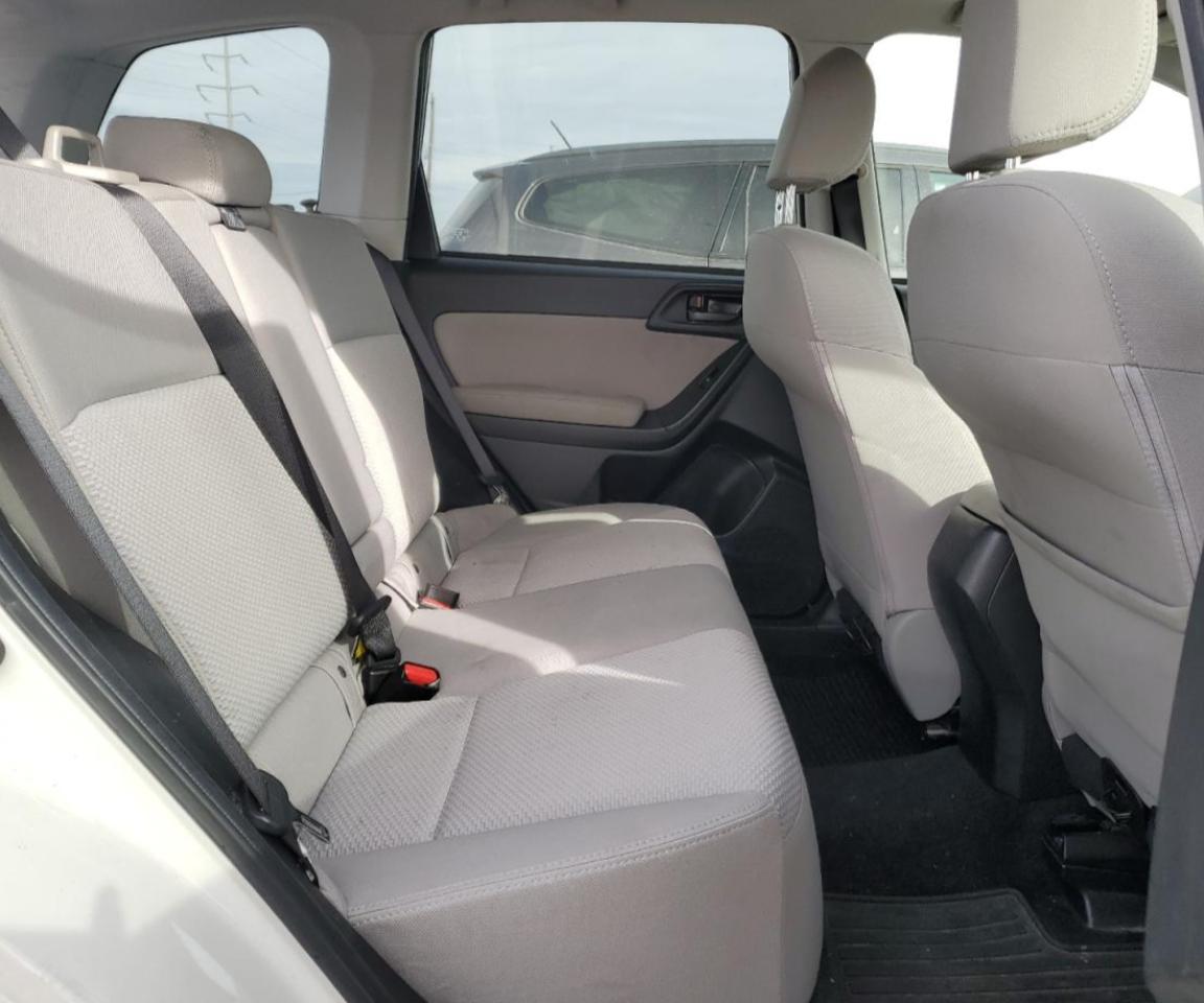 2016 Subaru Forester - Image 11