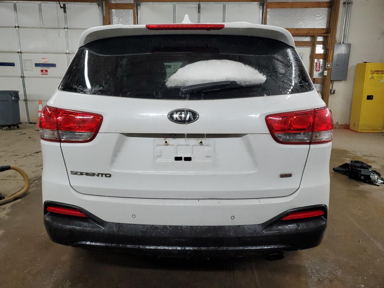 2016 Kia Sorento - Image 6