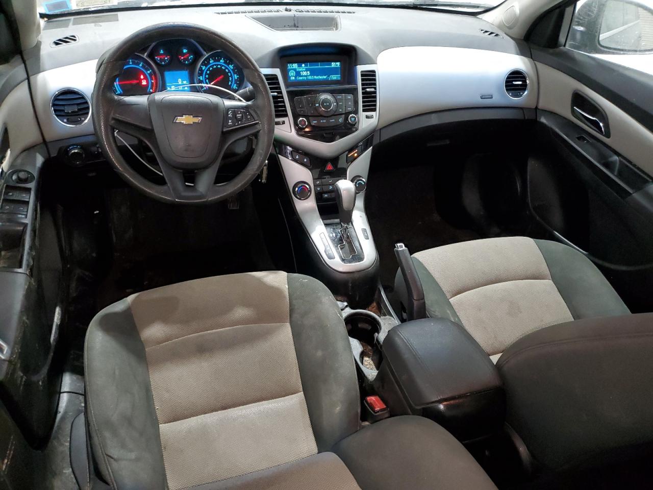 2012 Chevrolet Cruze - Image 8