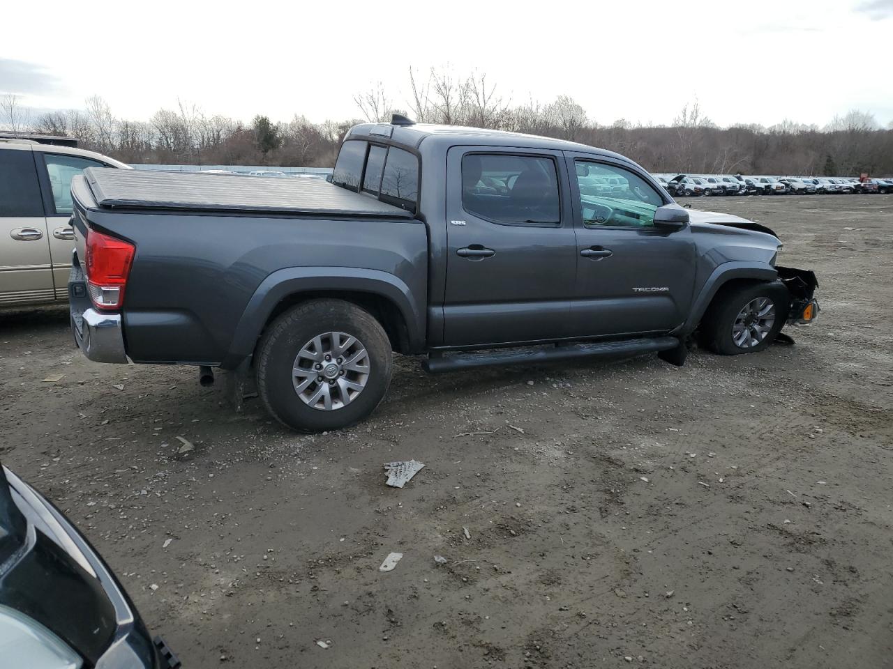 2017 Toyota Tacoma - Image 3