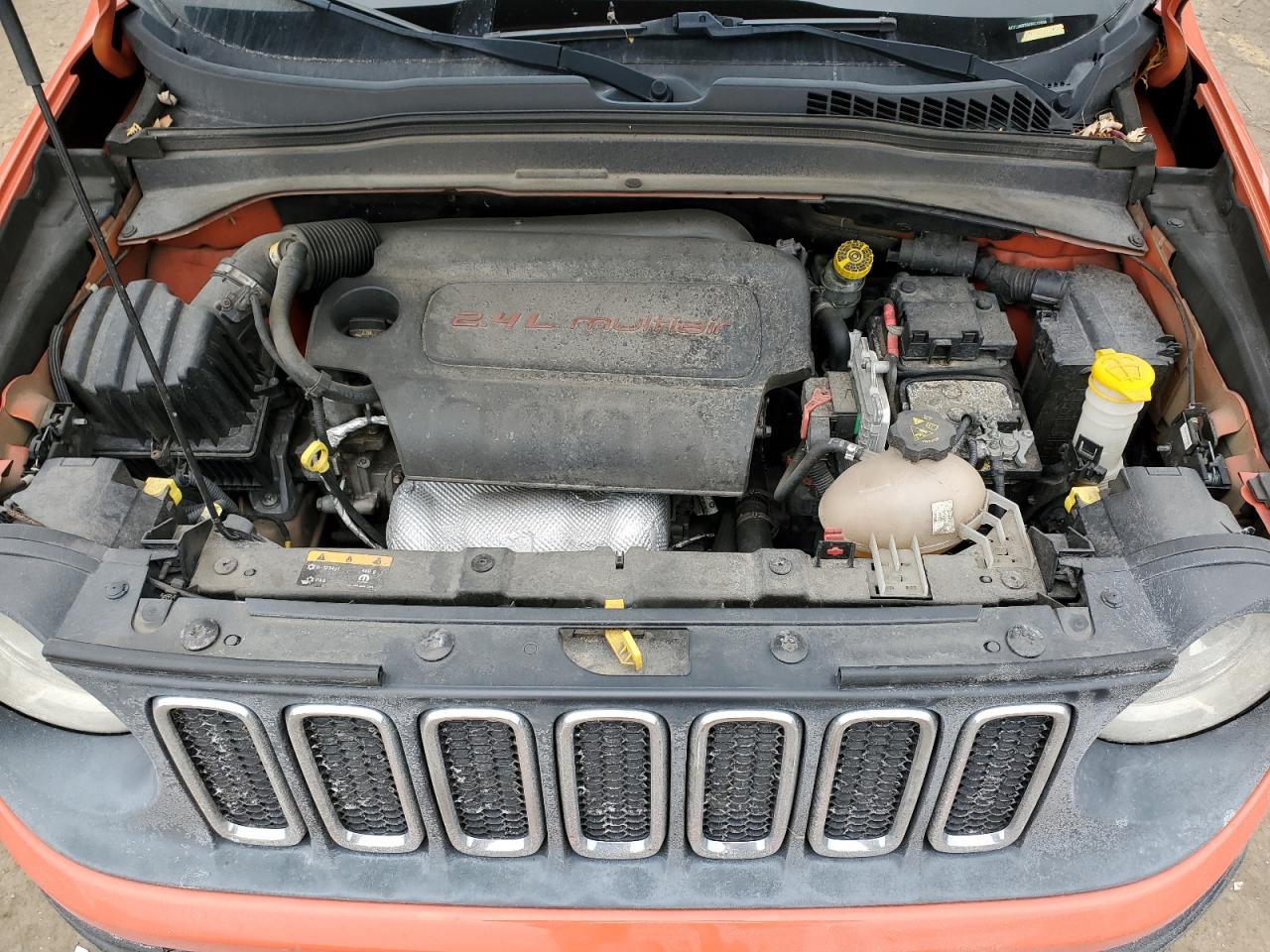 2015 Jeep Renegade - Image 12