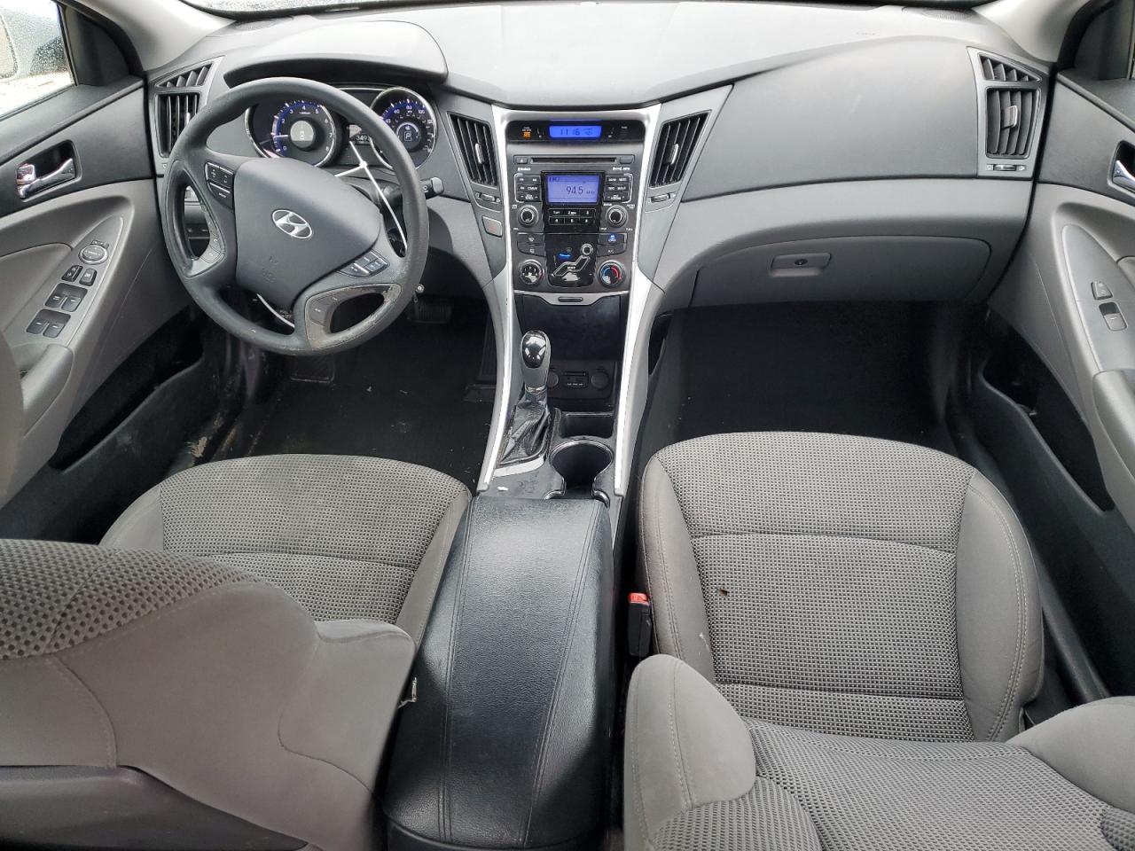 2011 Hyundai Sonata - Image 8