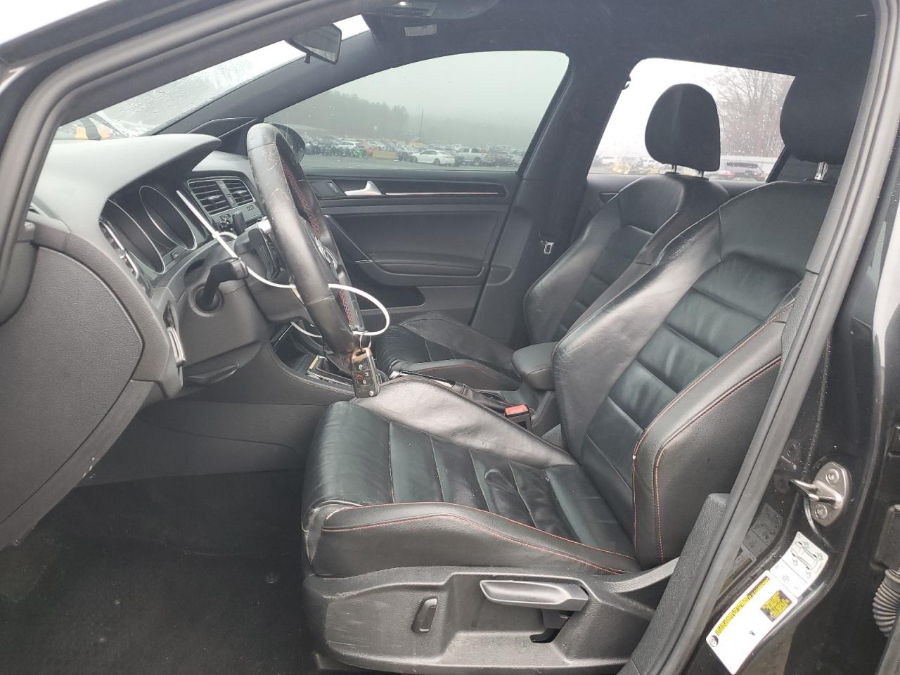 2016 Volkswagen GTI - Image 7