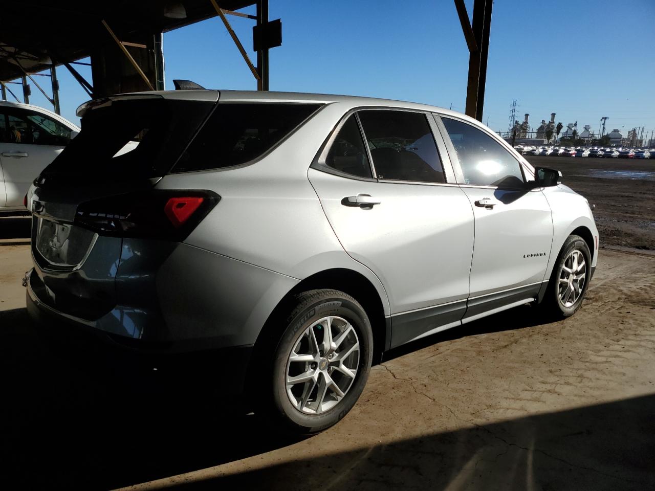 2022 Chevrolet Equinox - Image 3