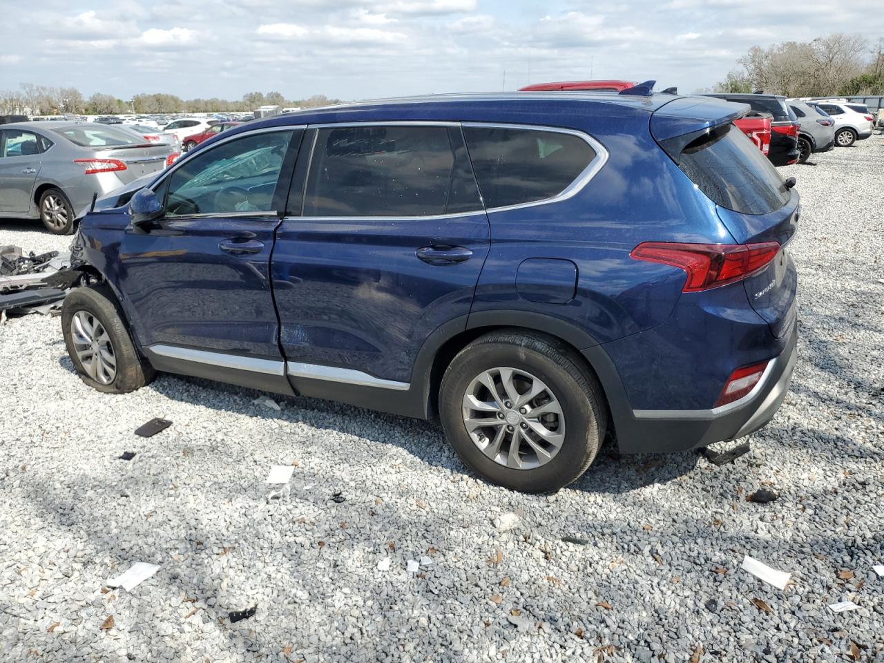 2020 Hyundai Santa Fe - Image 2