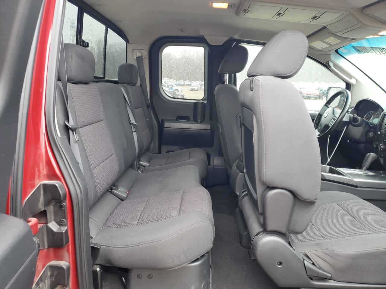 2008 Nissan Titan - Image 10