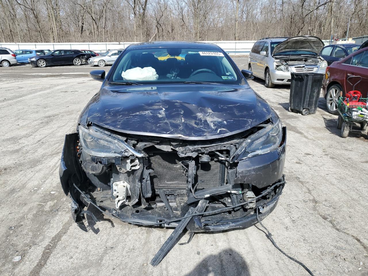 2016 Chrysler 200 - Image 5