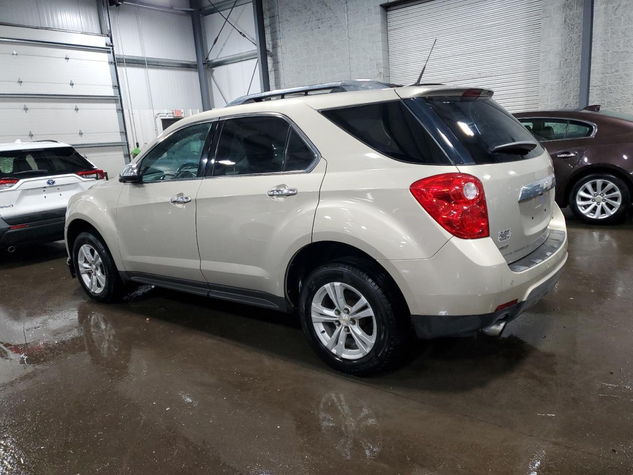 2012 Chevrolet Equinox - Image 2