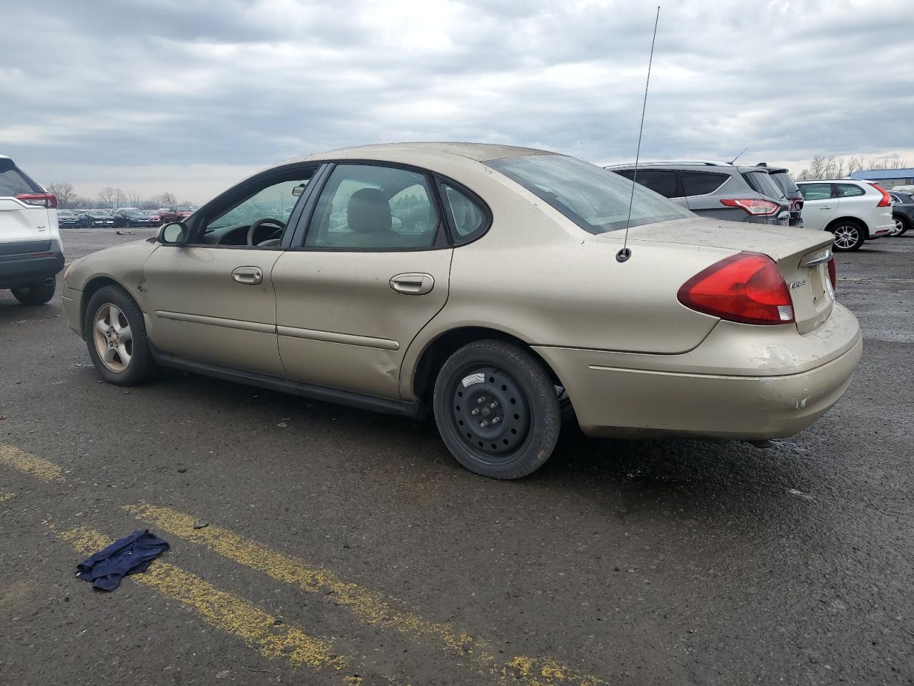 2000 Ford Taurus - Image 2