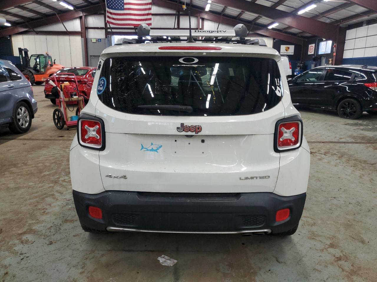 2017 Jeep Renegade - Image 6