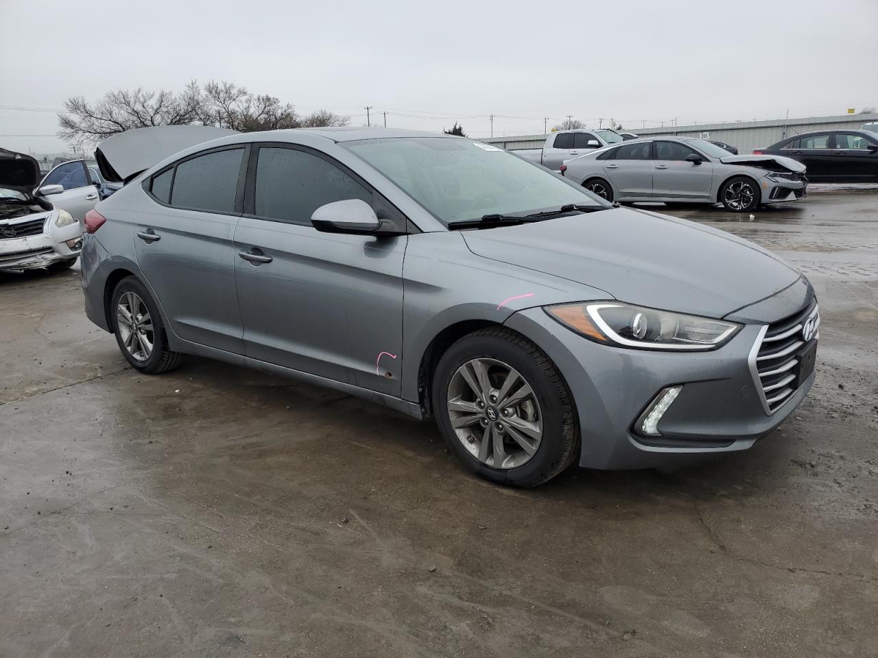 2018 Hyundai Elantra - Image 4