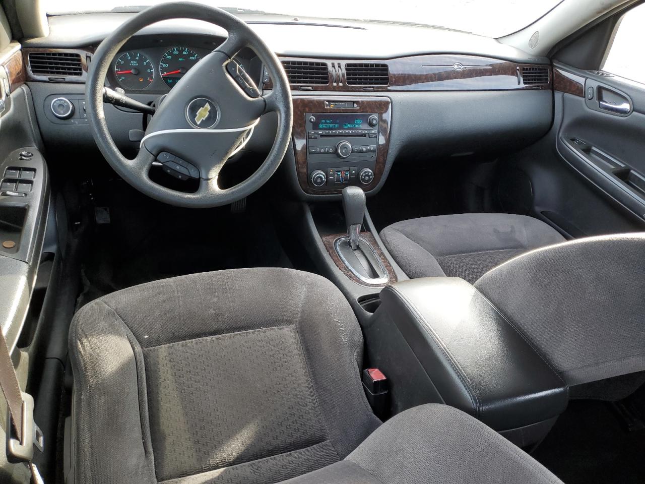2016 Chevrolet Impala - Image 8