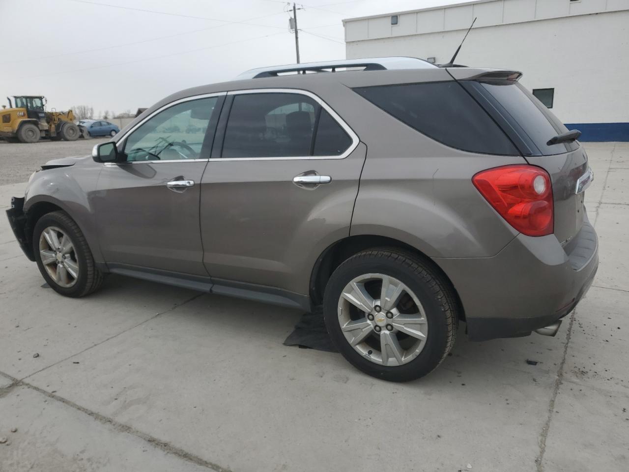 2011 Chevrolet Equinox - Image 2