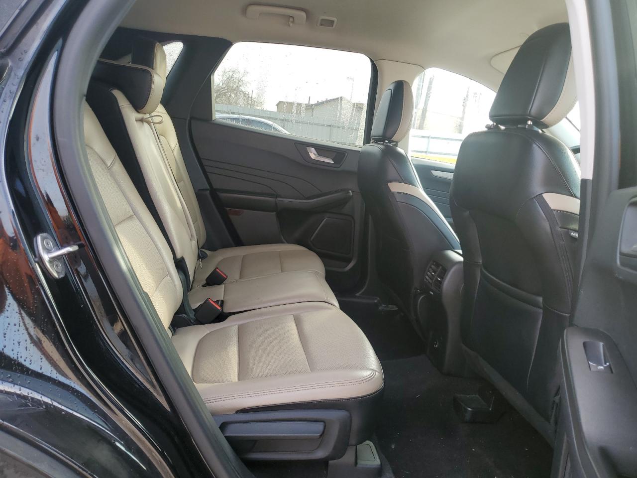2021 Ford Escape - Image 11