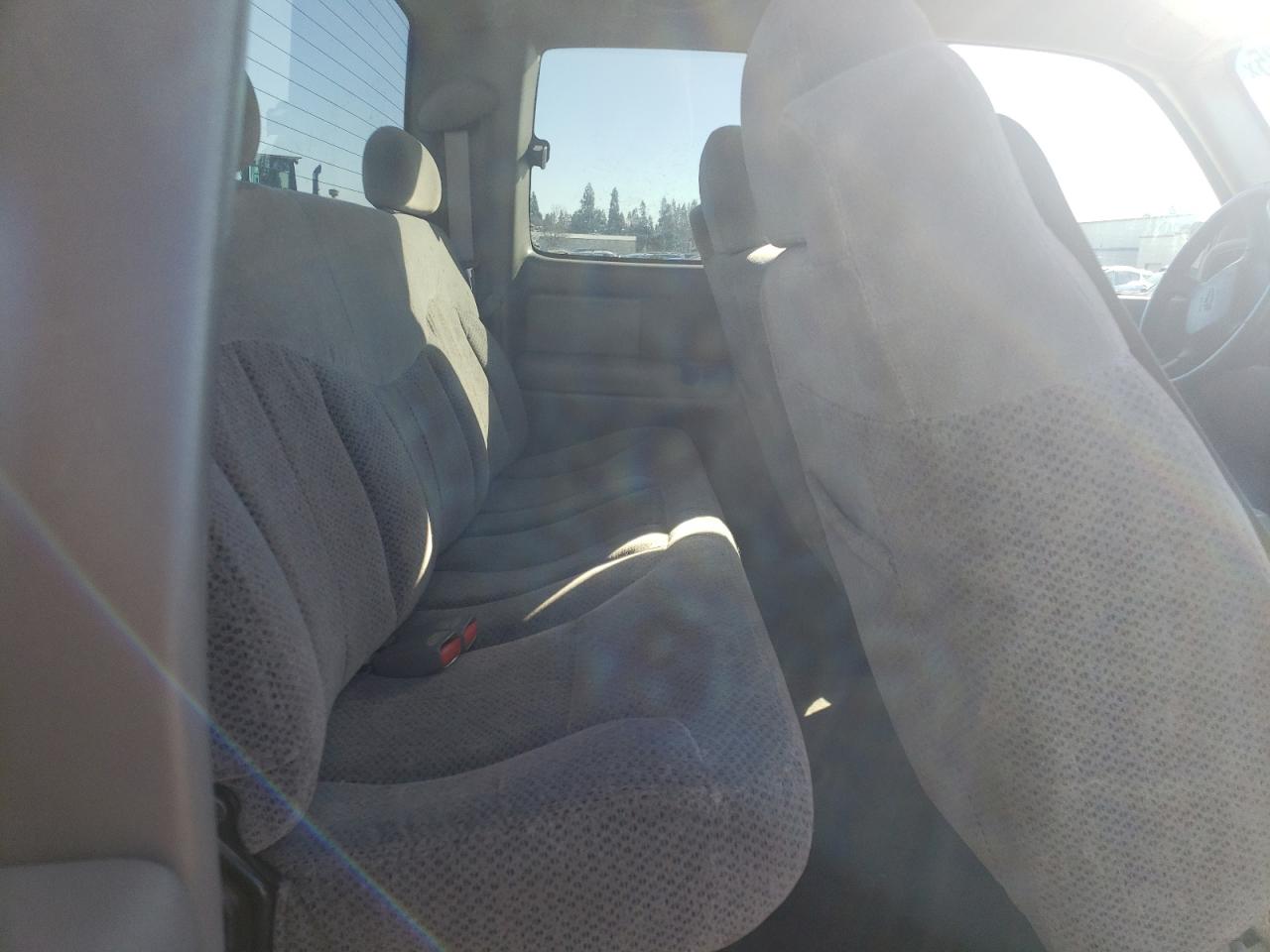 1999 Chevrolet Silverado - Image 11