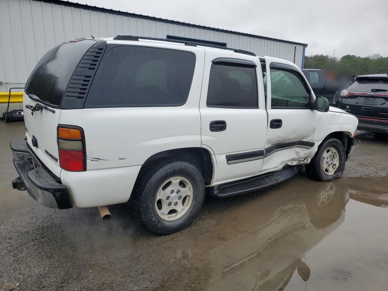 2004 Chevrolet Tahoe - Image 3