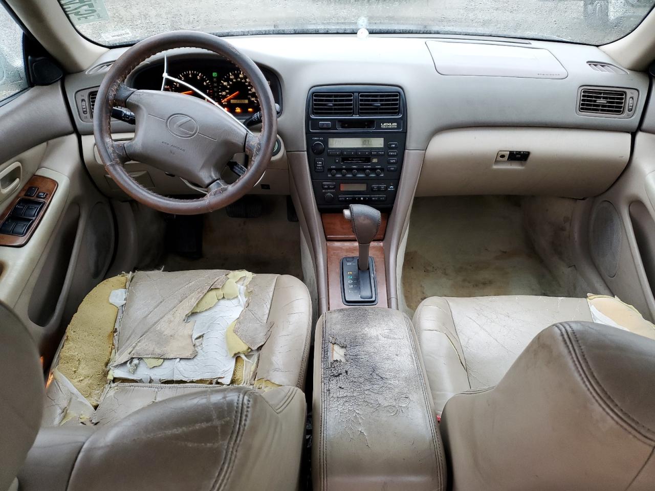 1997 Lexus ES - Image 8