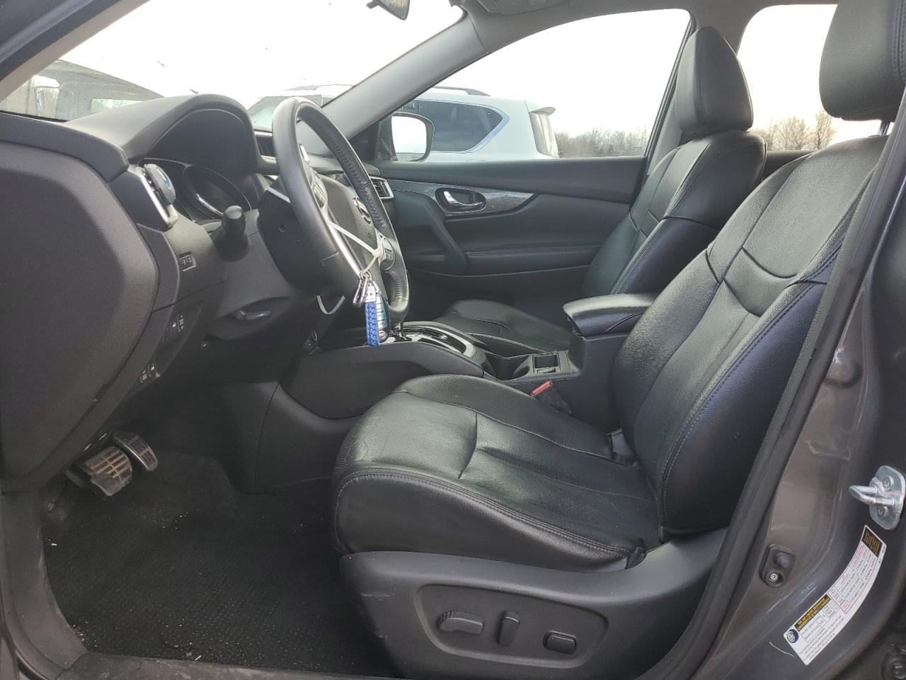 2015 Nissan Rogue - Image 7