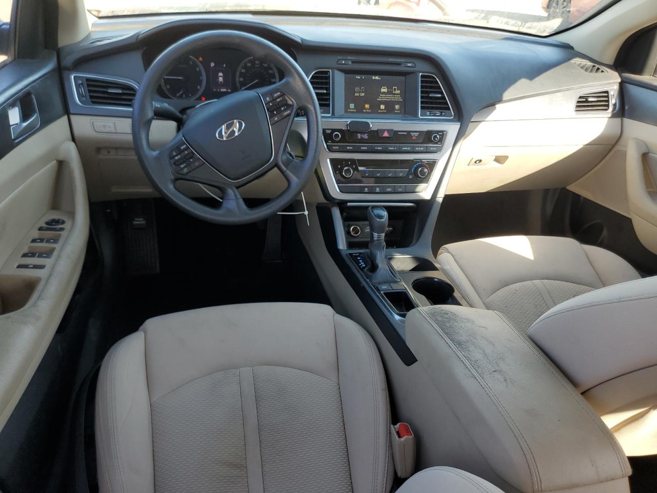 2016 Hyundai Sonata - Image 8