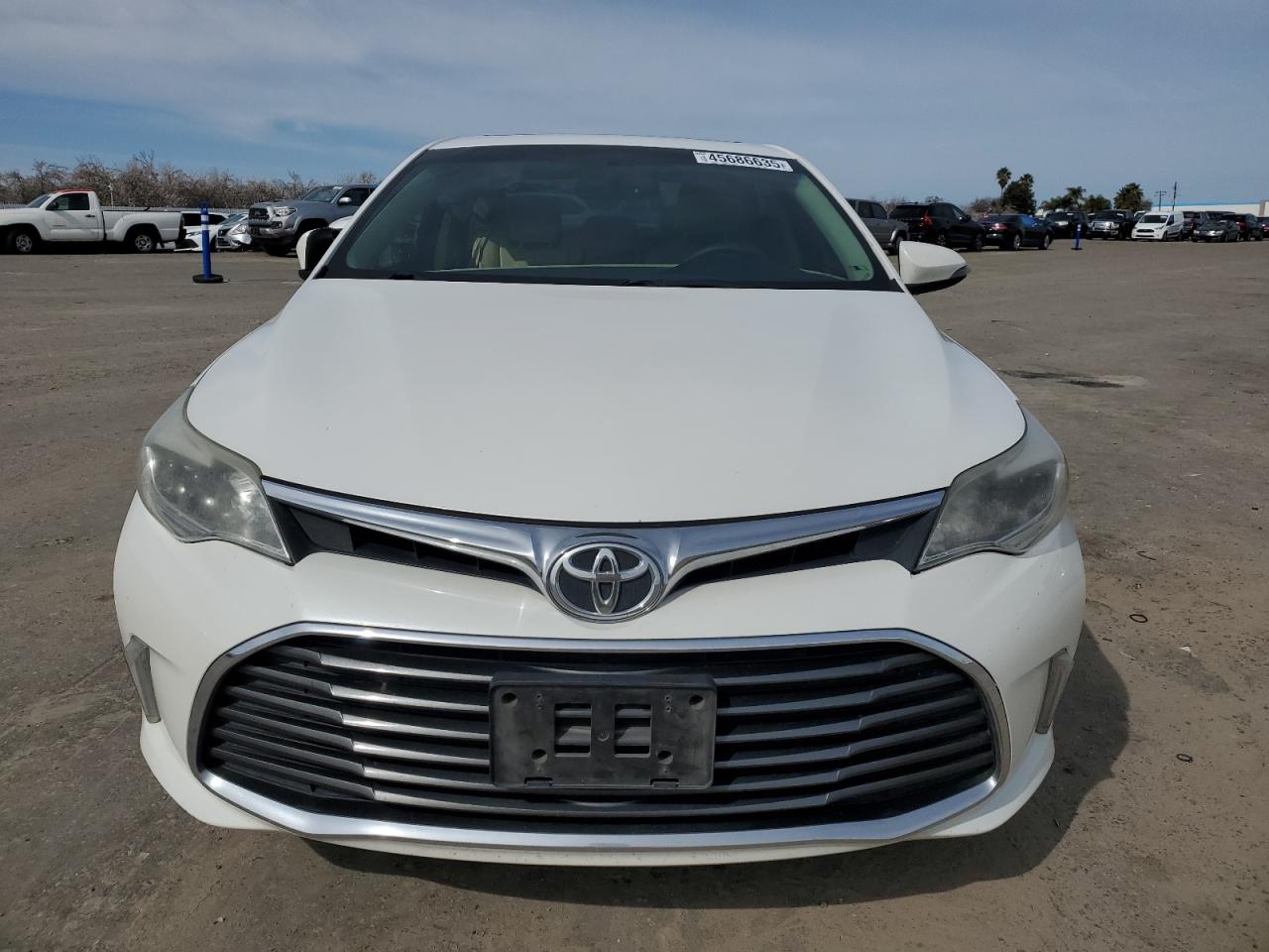 2016 Toyota Avalon - Image 5
