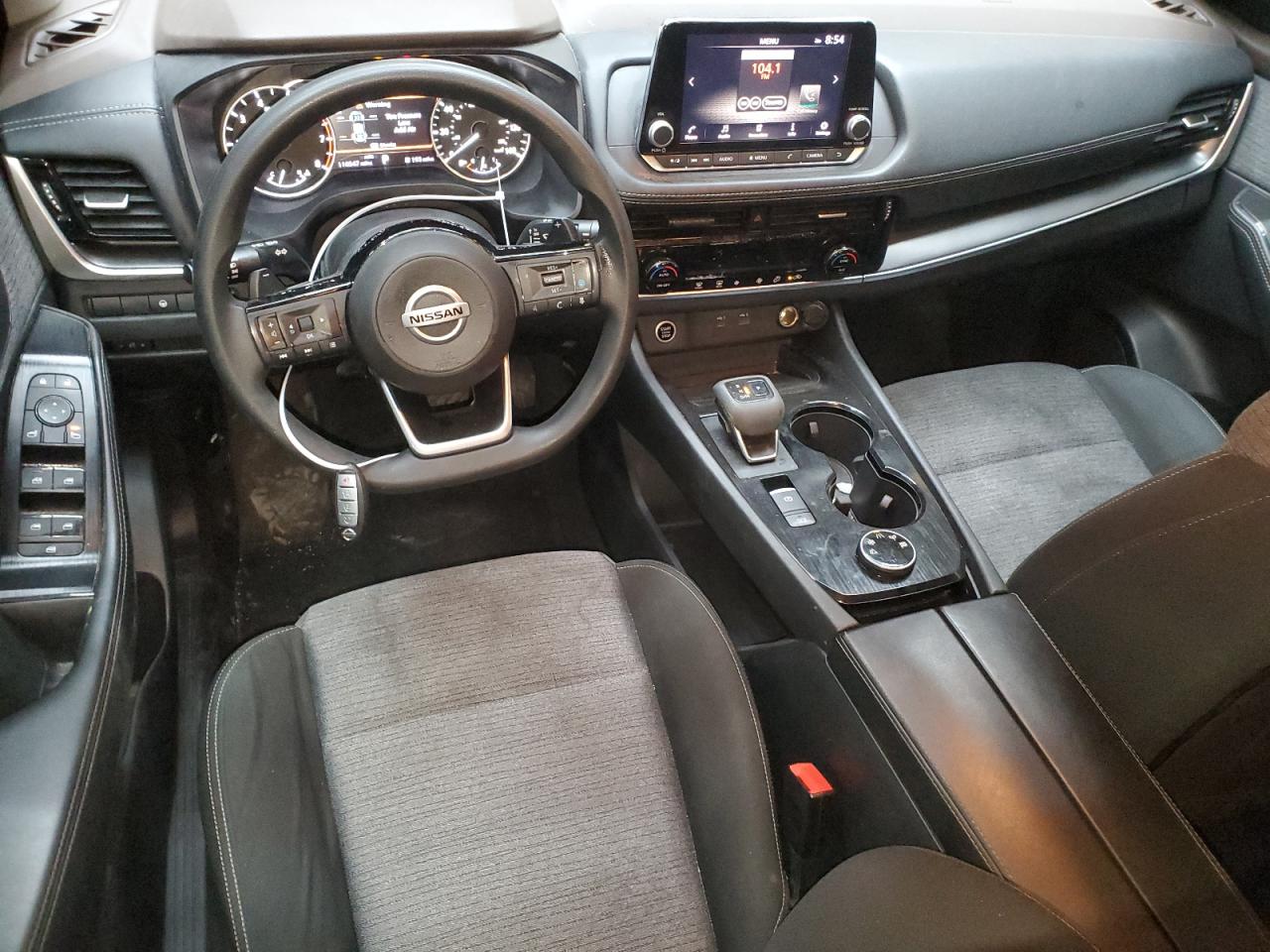 2021 Nissan Rogue - Image 8