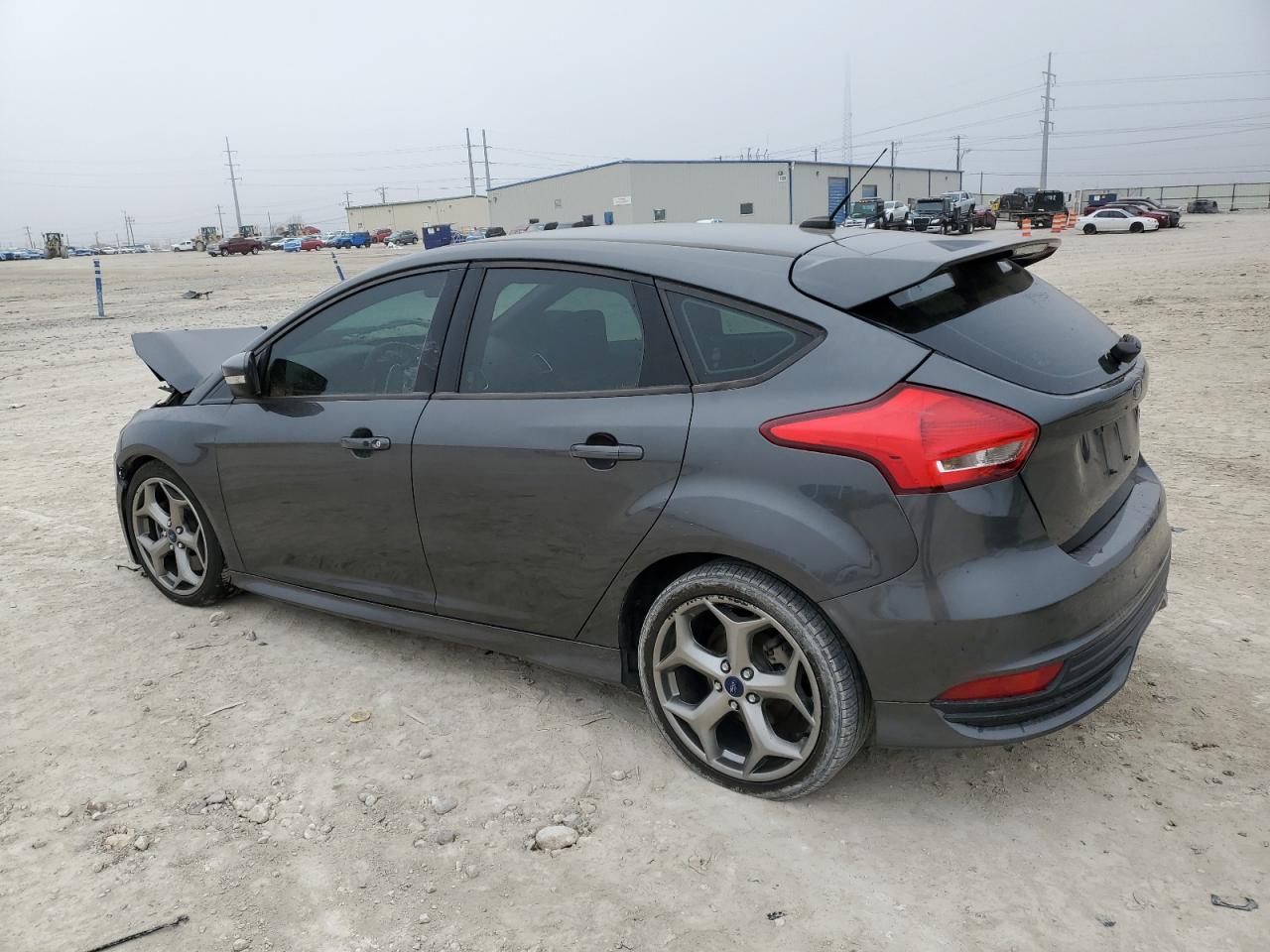 2017 Ford Focus - Image 2