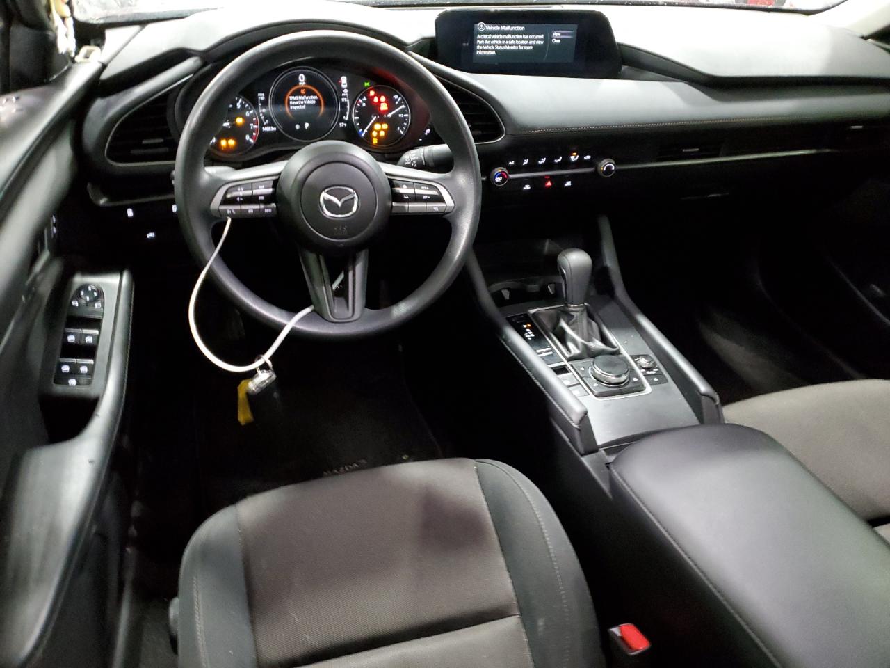 2022 Mazda 3 - Image 8