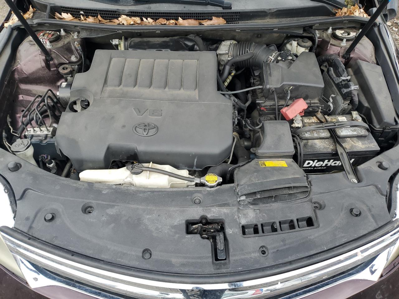 2013 Toyota Avalon - Image 11