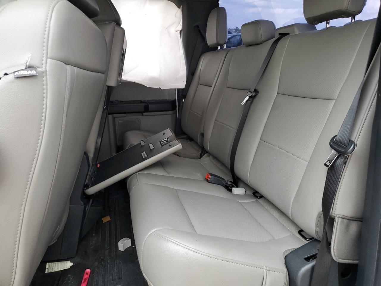 2022 Ford F250 - Image 6