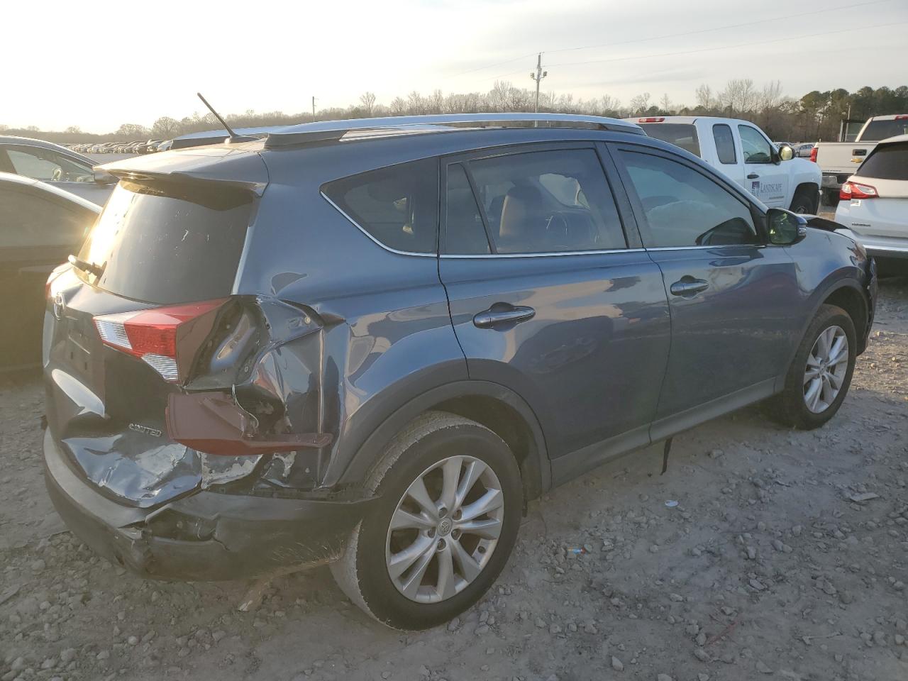 2014 Toyota RAV 4 - Image 3