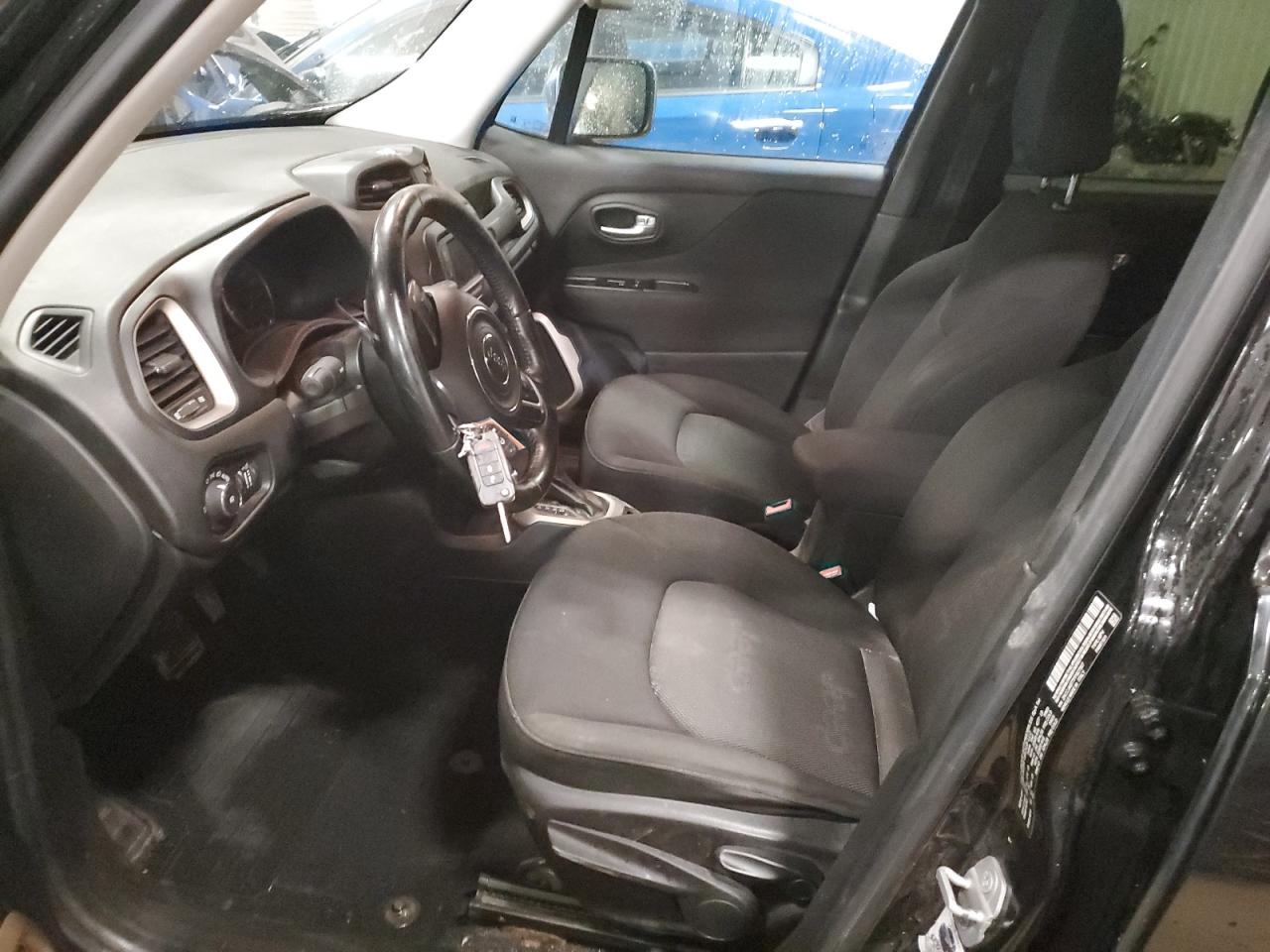 2015 Jeep Renegade - Image 7
