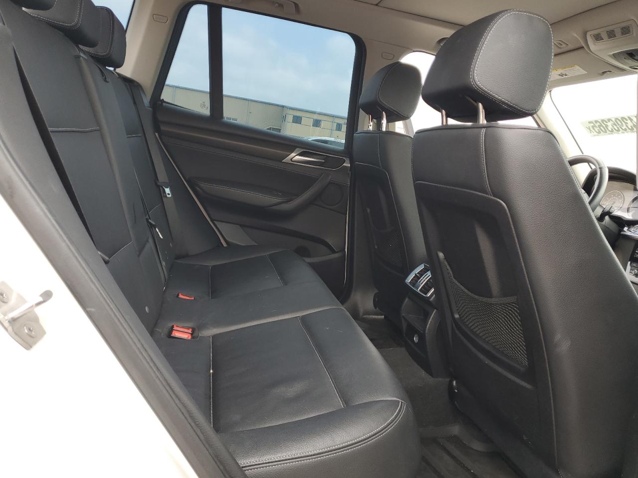 2015 BMW X3 - Image 11