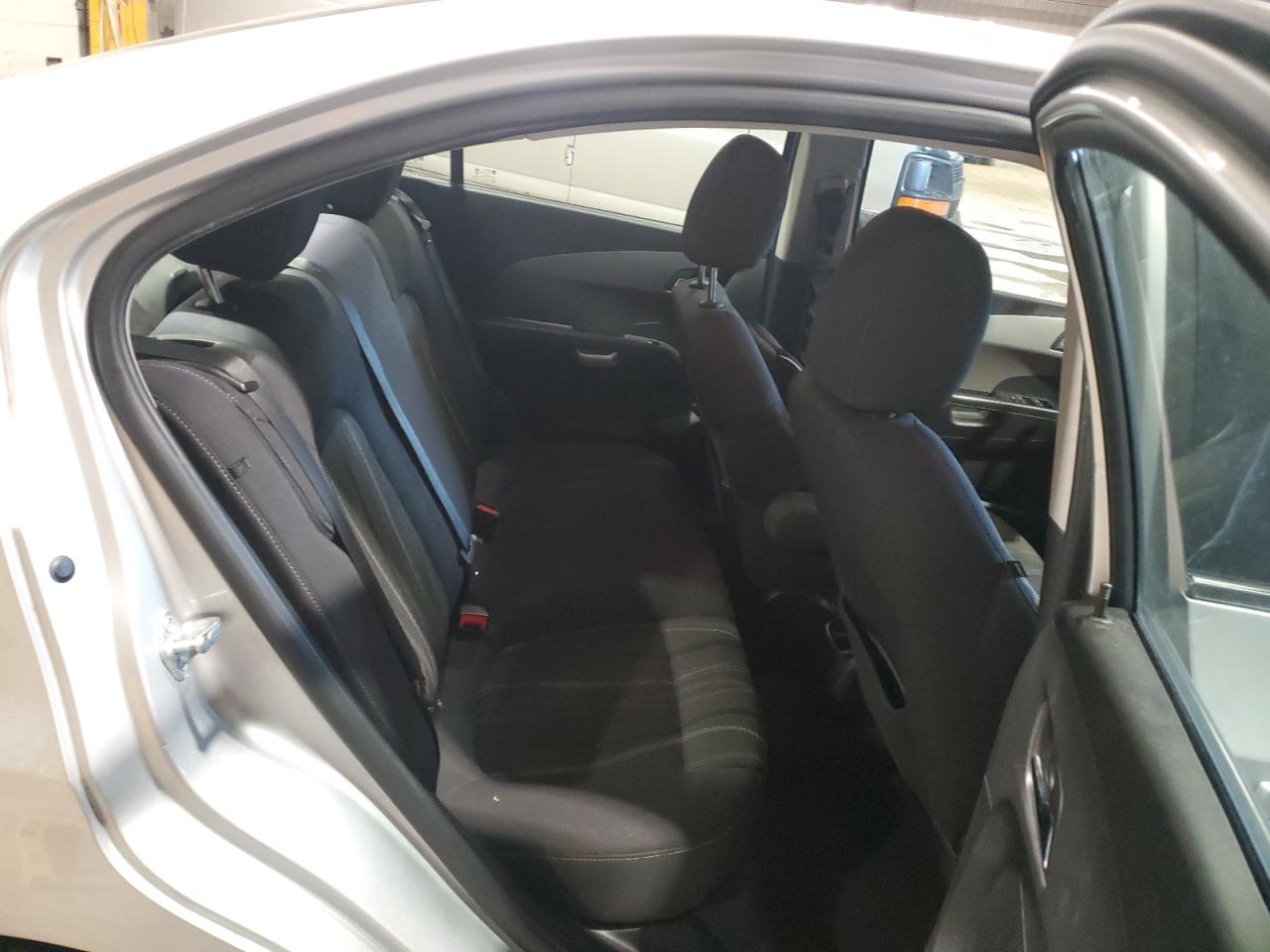 2014 Chevrolet Sonic - Image 11