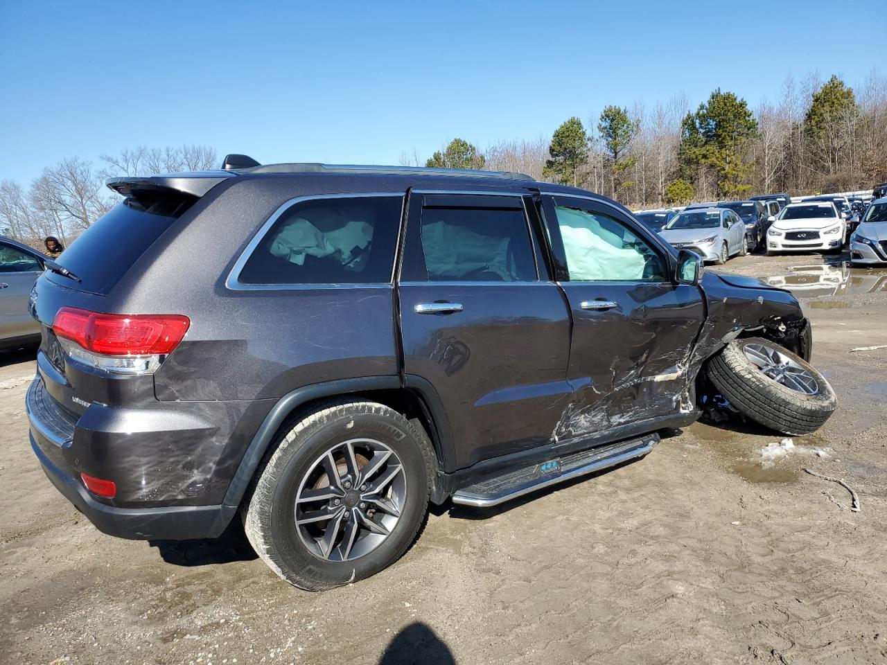2019 Jeep Grand Cherokee - Image 3
