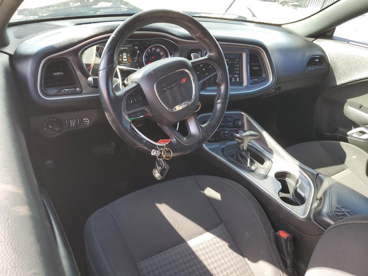 2019 Dodge Challenger - Image 8