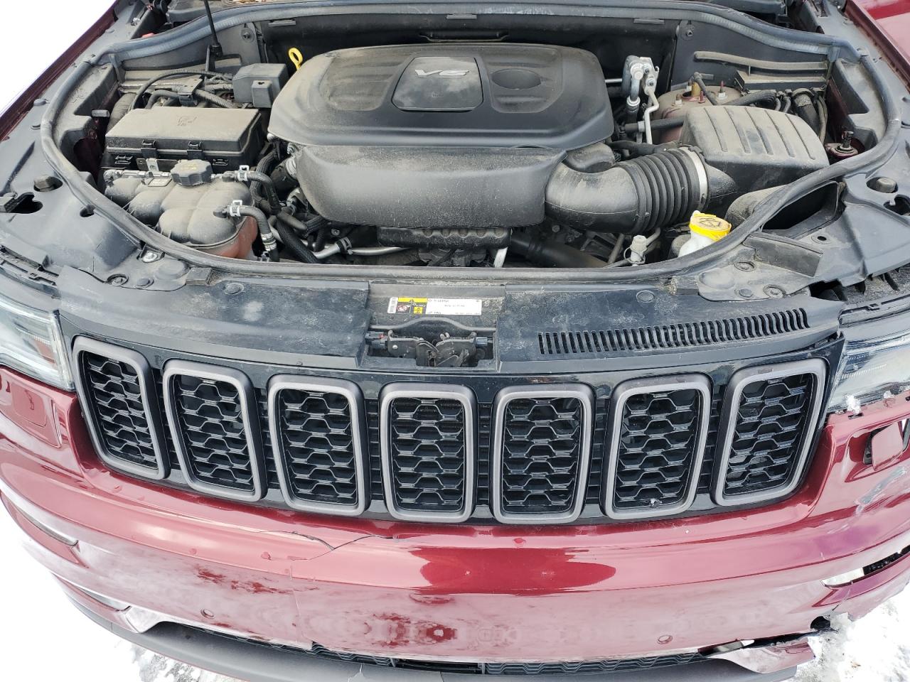 2018 Jeep Grand Cherokee - Image 12