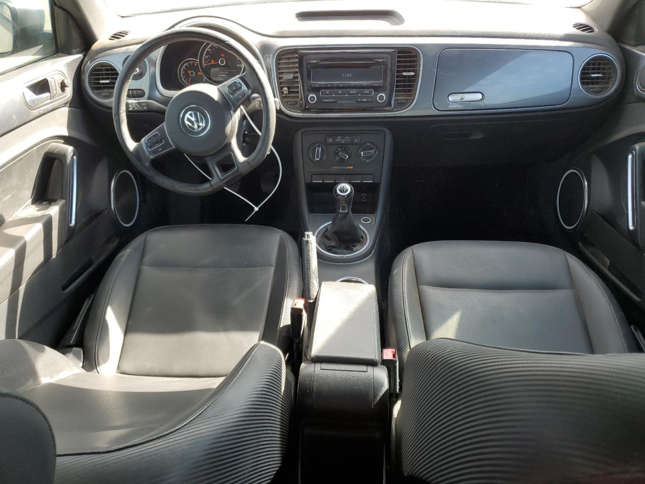 2014 Volkswagen Beetle - Image 8