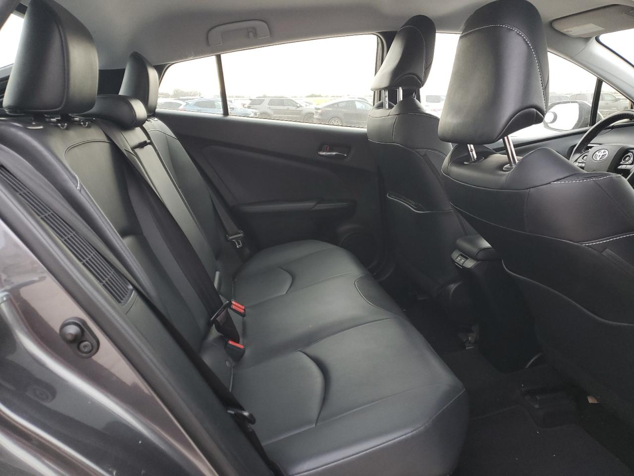 2021 Toyota Prius - Image 10