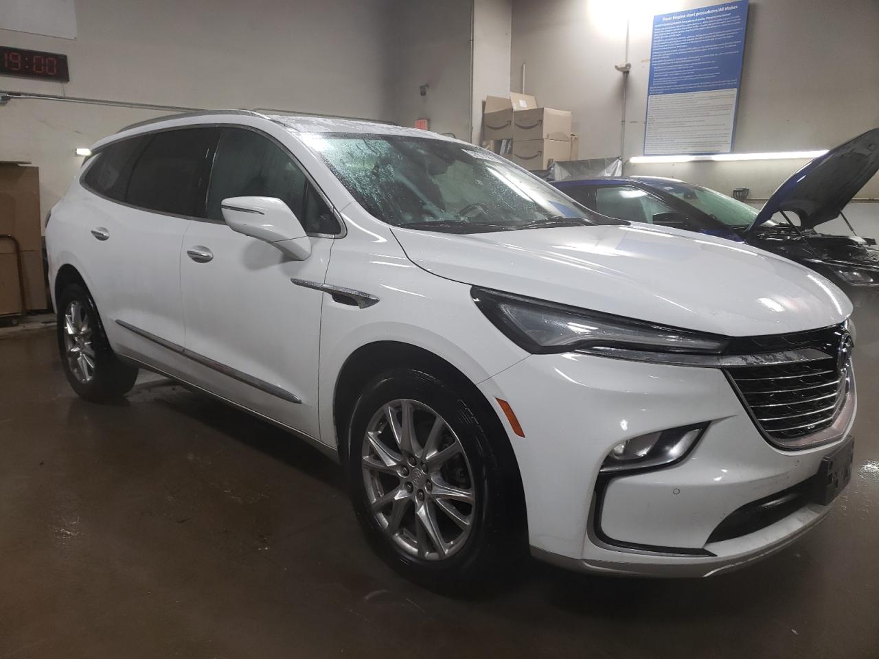 2022 Buick Enclave - Image 4