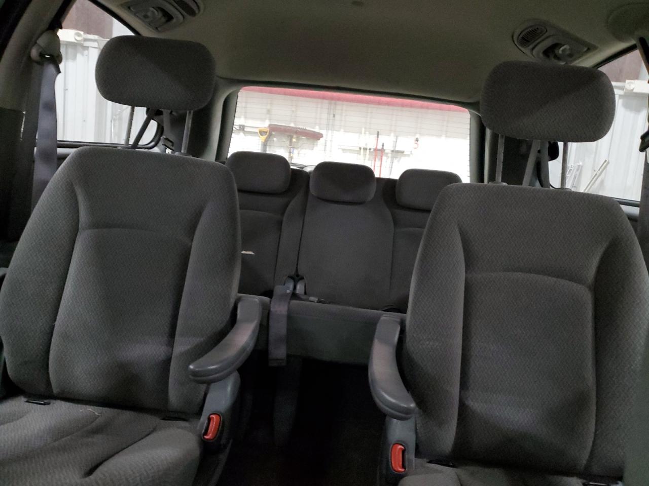 2007 Dodge Caravan - Image 10