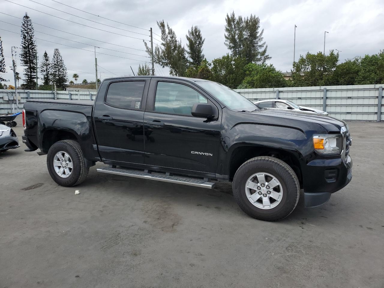 2019 GMC Canyon - Image 4
