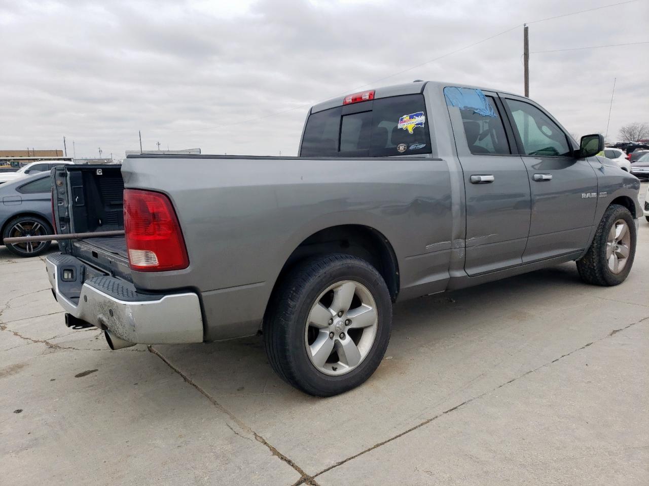 2010 Dodge RAM - Image 3