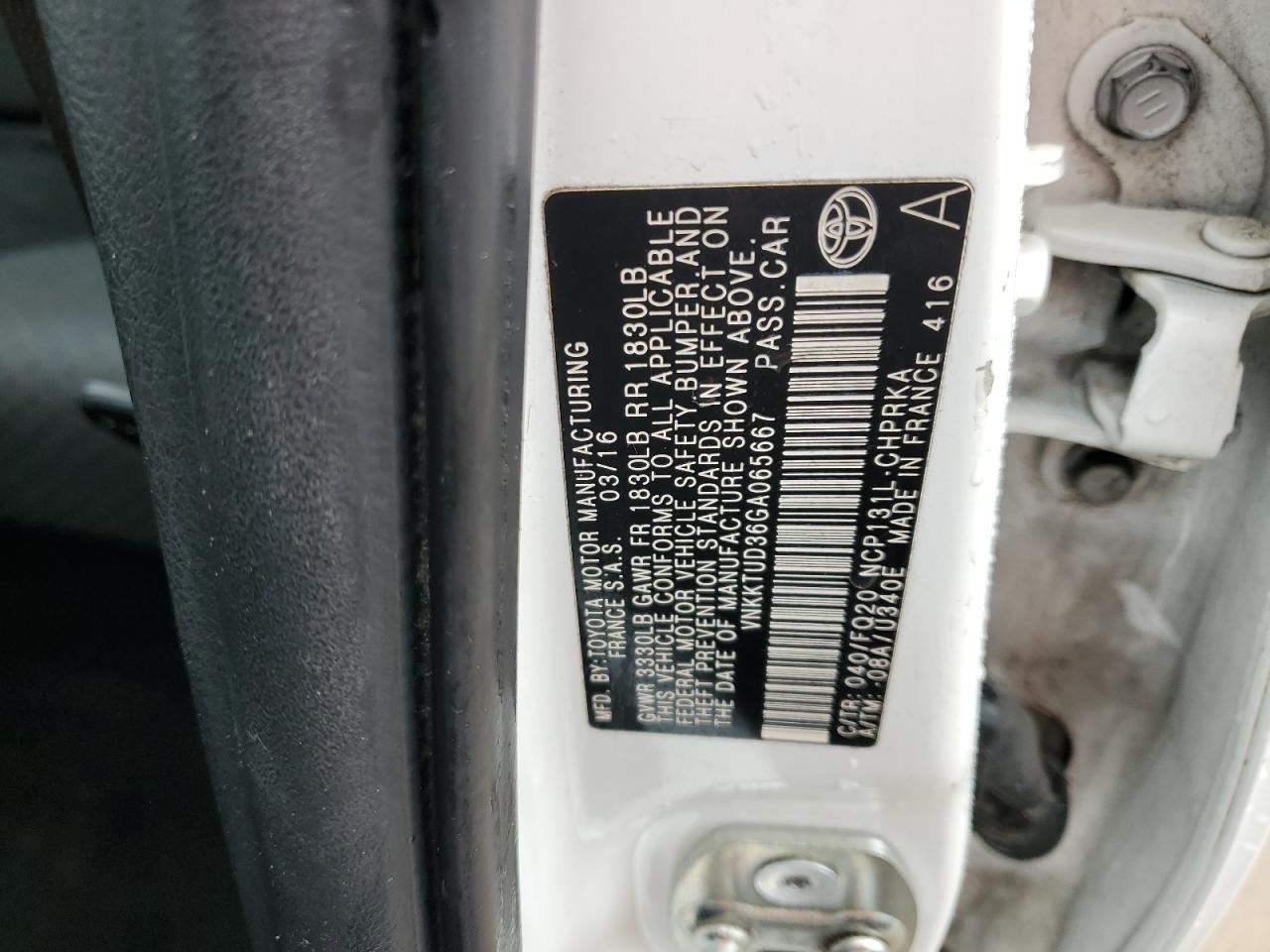 2016 Toyota Yaris - Image 12