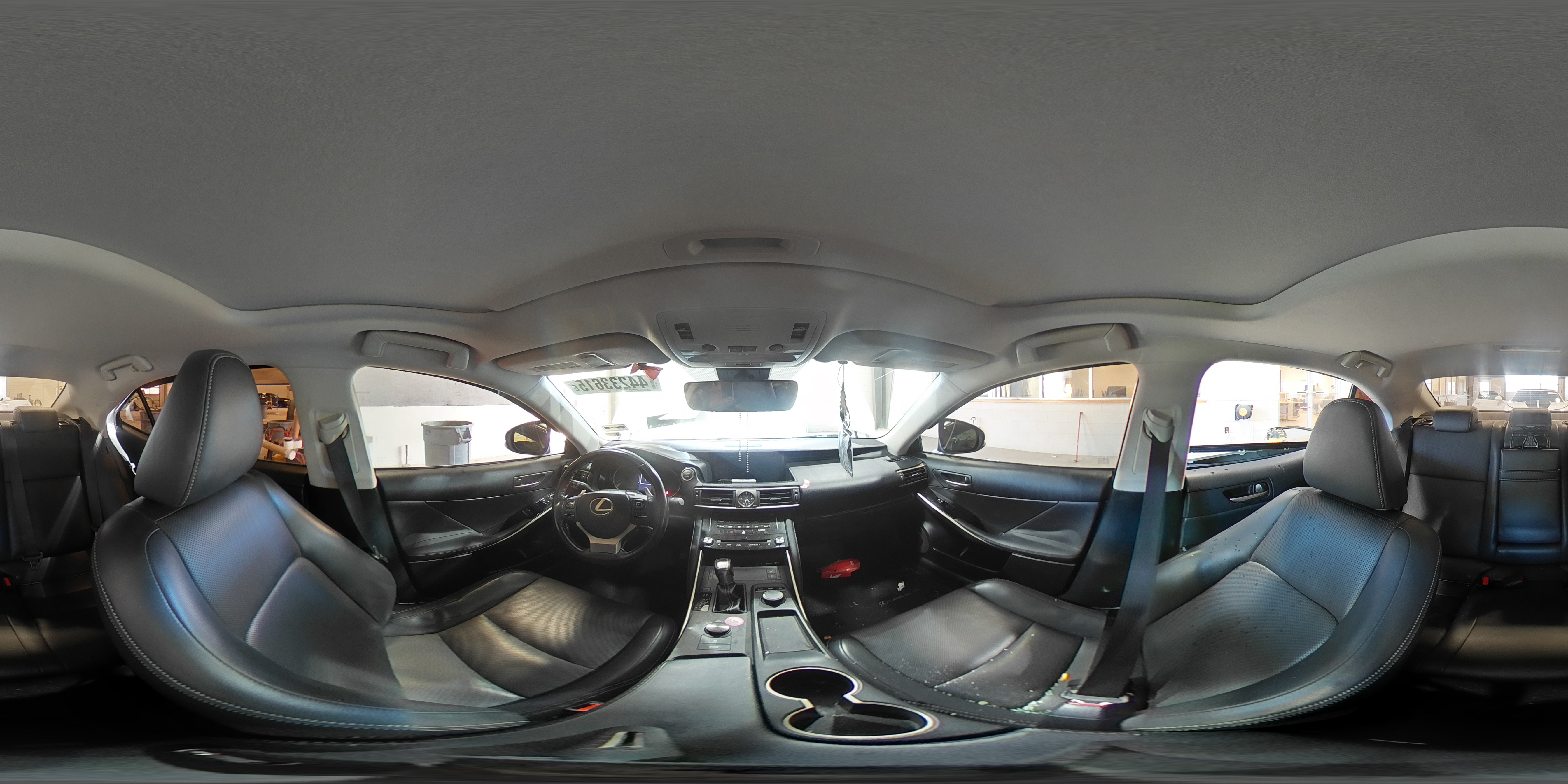 2017 Lexus IS - Image 13