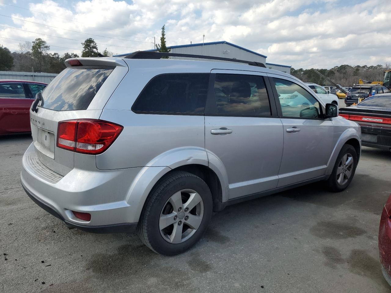 2012 Dodge Journey - Image 3