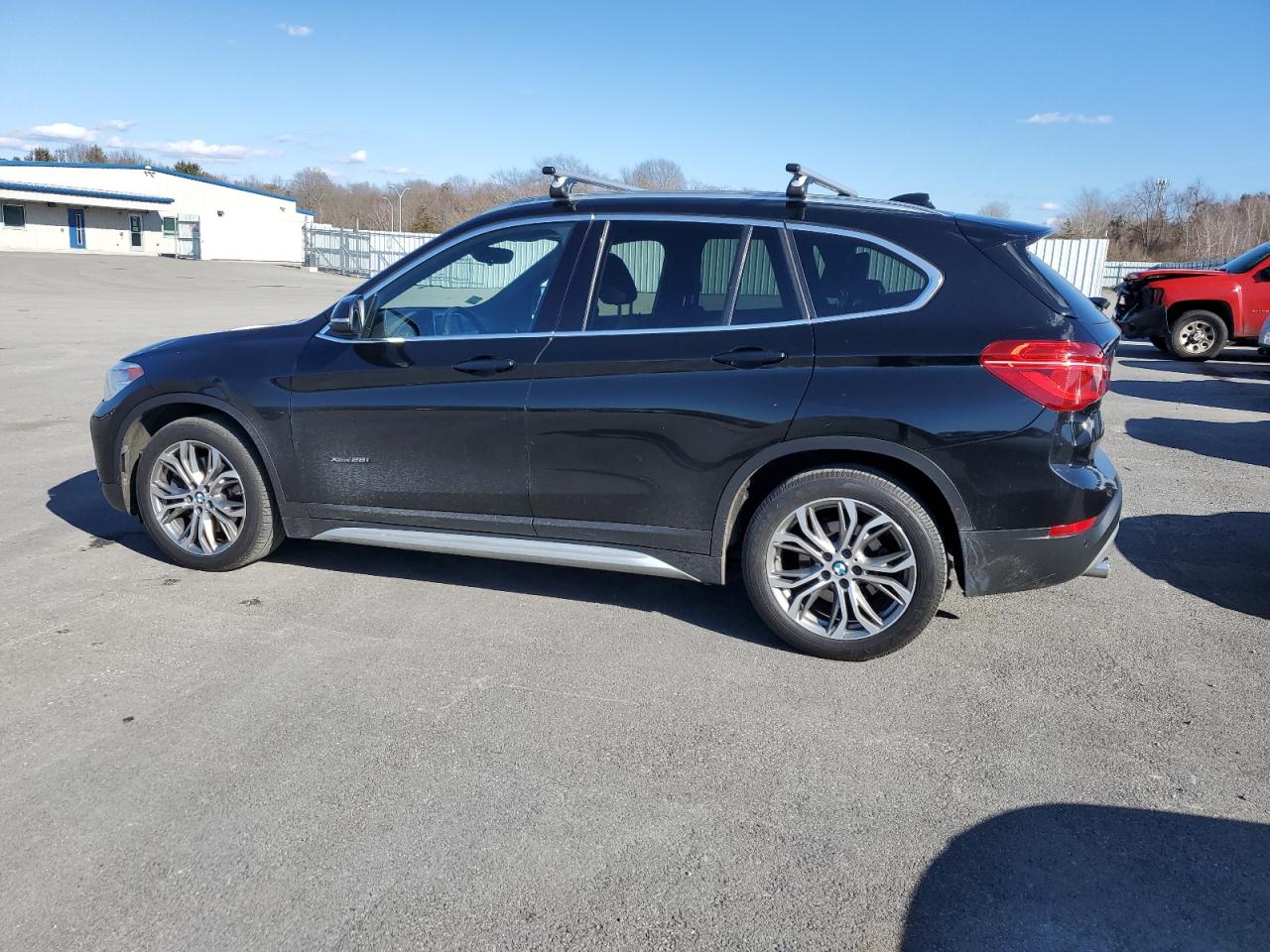 2017 BMW X1 - Image 2