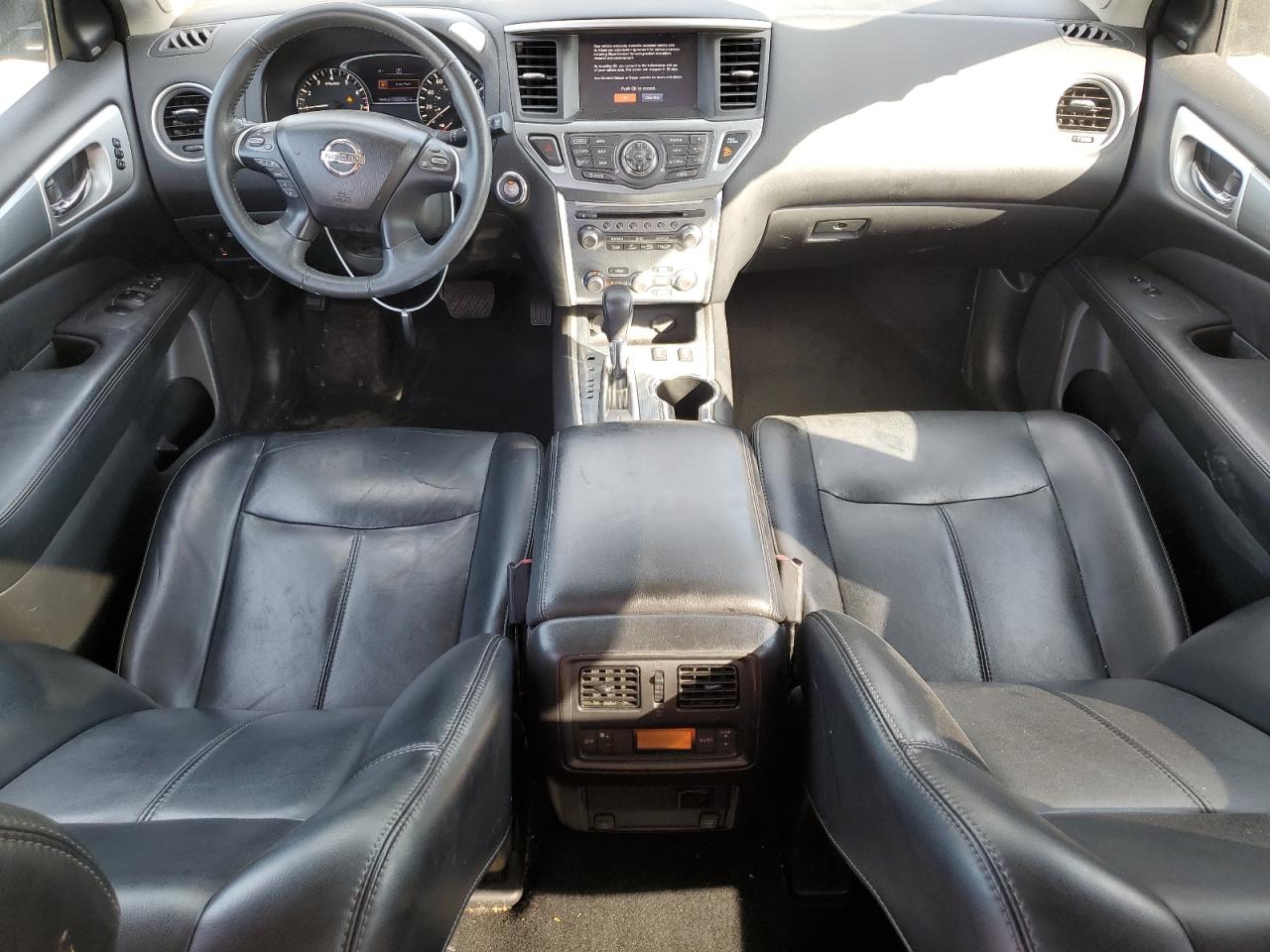 2017 Nissan Pathfinder - Image 8